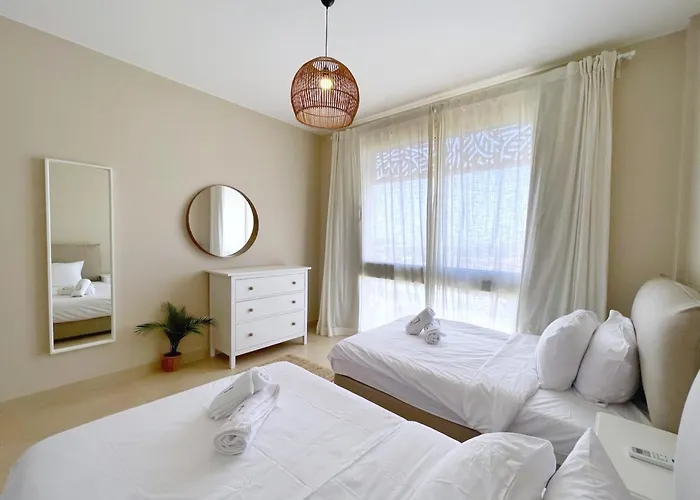 Apartman Embellished 2bdr Penthouse Mangroovy Free Pool & Gurdaka