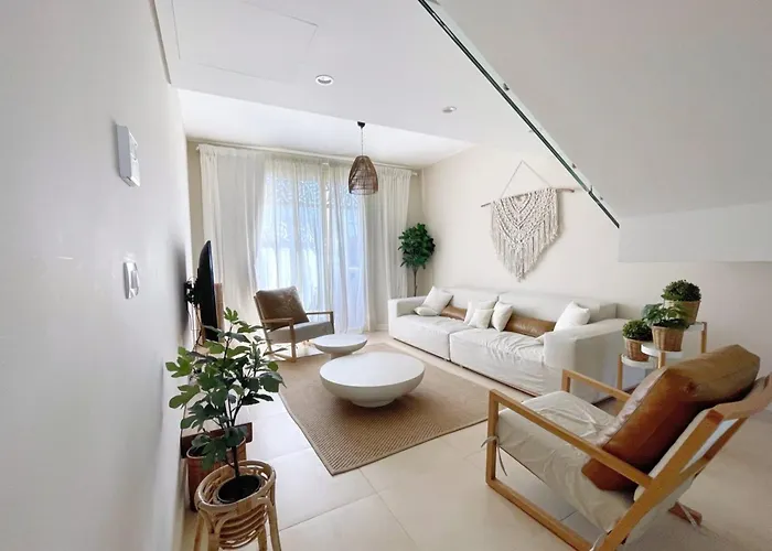Apartman Embellished 2bdr Penthouse Mangroovy Free Pool & *