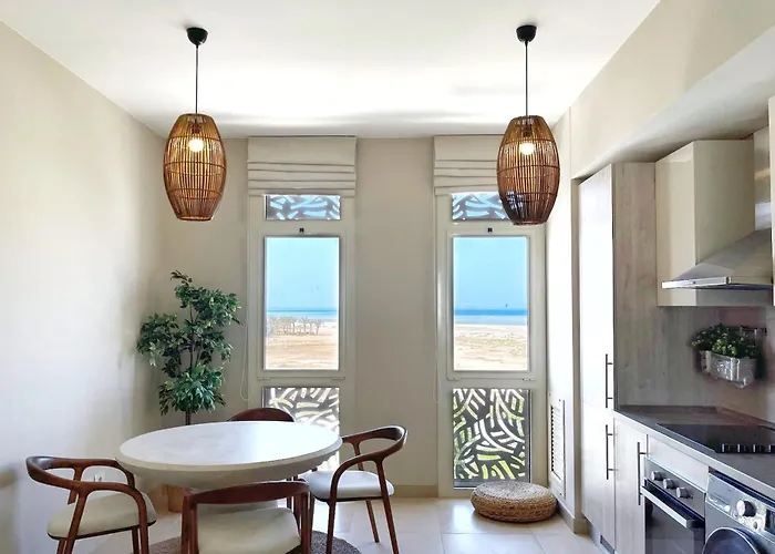 Embellished 2bdr Penthouse Mangroovy Free Pool & Apartman Gurdaka