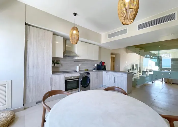 Apartman Embellished 2bdr Penthouse Mangroovy Free Pool & *